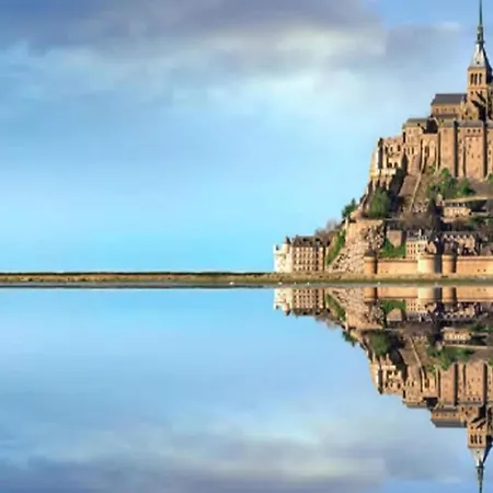 Cozy In Ponchel With Pond بيت للعطل *