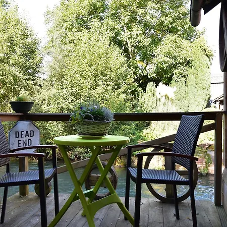 Cozy In Ponchel With Pond Tatil Evi Le Ponchel