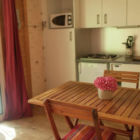 펜션 Cozy In Ponchel With Pond