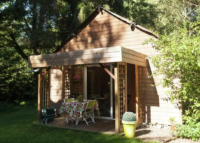 Cozy In Ponchel With Pond